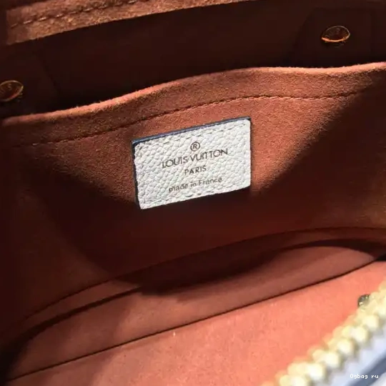 VUITTON NEO EXCLUSIVE BB LOUIS - ALMA PRELAUNCH NEO 0511